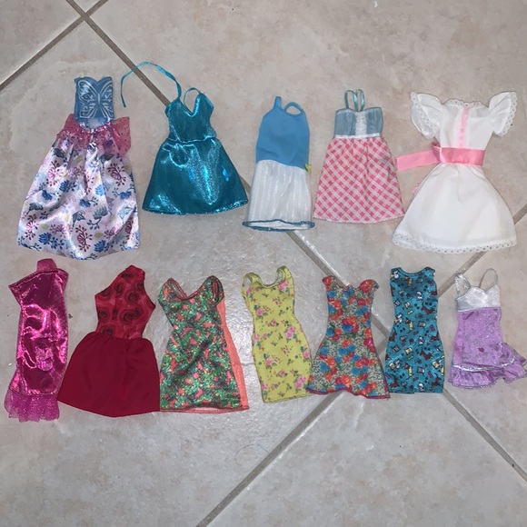 Barbie and Ken Lot - Picture 15 of 17